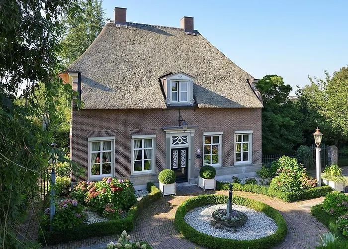 De Oude Pastorie Macharen