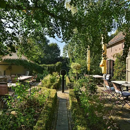 De Oude Pastorie Pensjonat Macharen