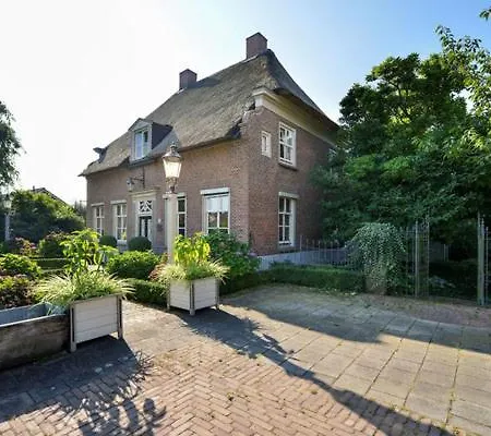 De Oude Pastorie Macharen