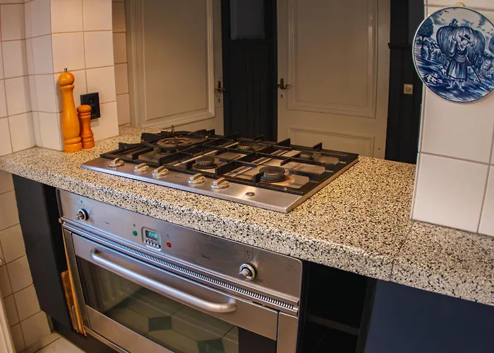 De Oude Pastorie Macharen